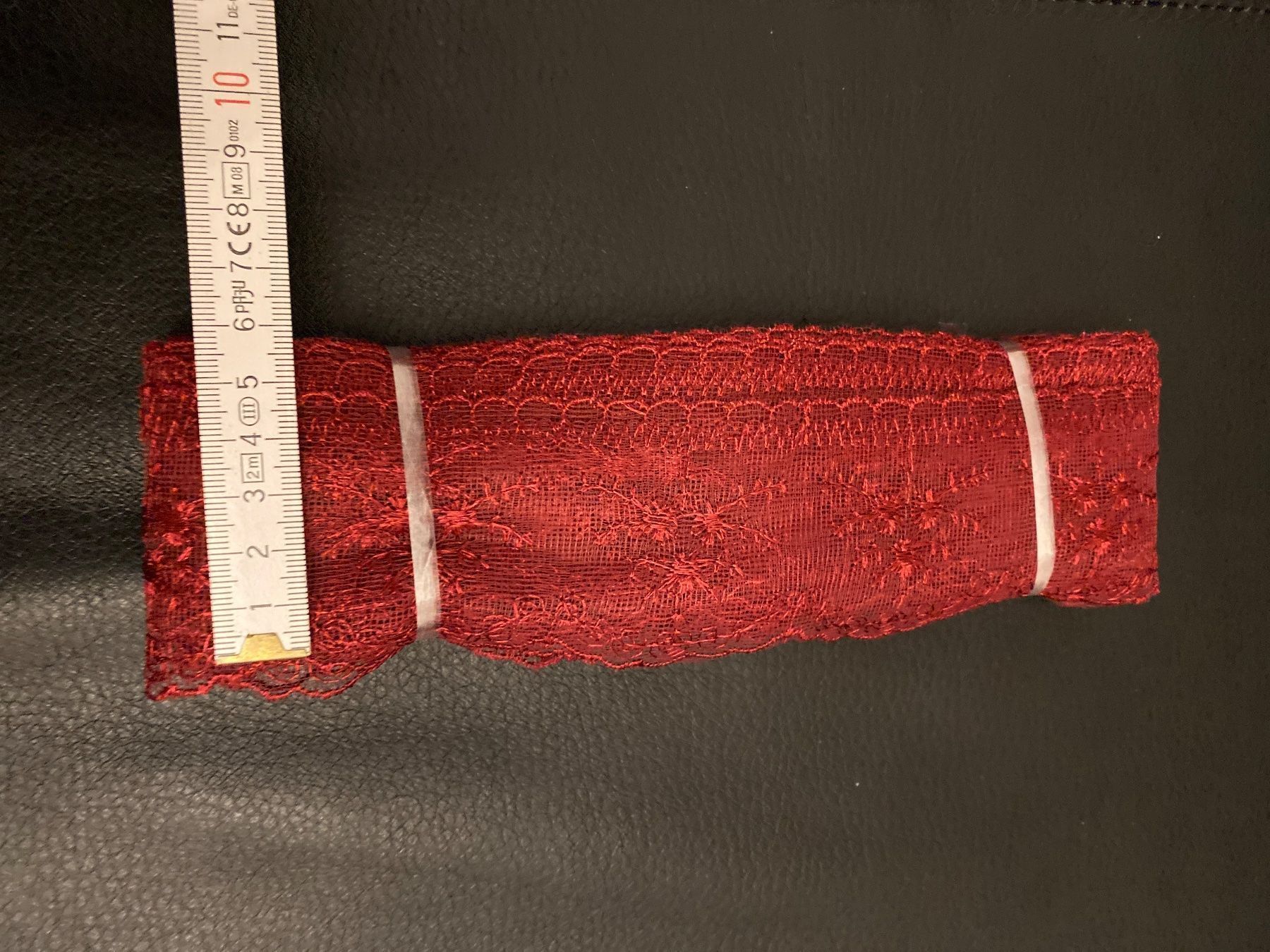Spitzer: Spitze Weinrot ca 8-9 Meter – Neu und originalverpackt aus Buchrain von Sisi83 2
