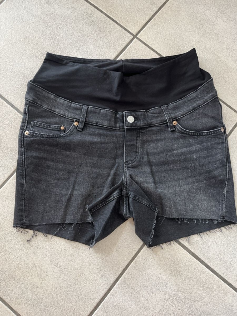 H&M Jeans: Umstandsshorts Jeans Grösse M – Usato da Dietwil venduto da gislerrahel