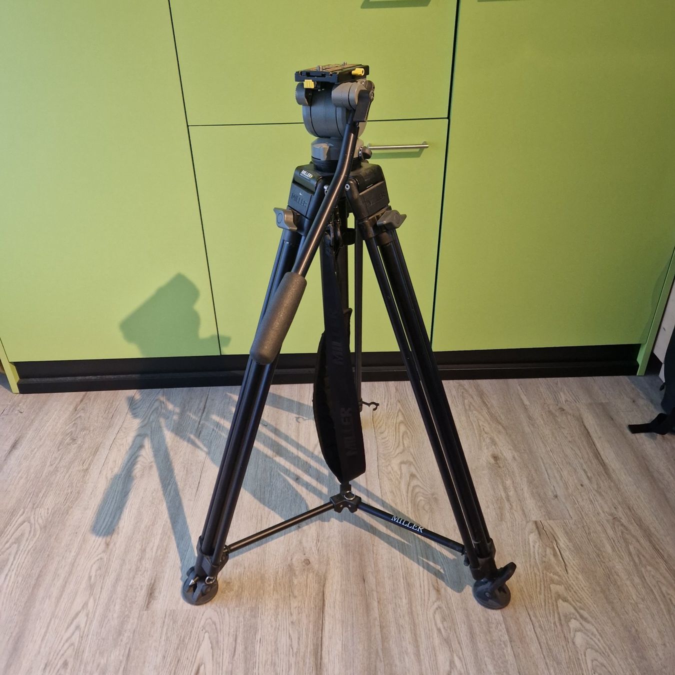Treppiedi & Teste: Miller DS-10 Digital Support Tripod - #828 – Usato da Martigny venduto da VisualPixel