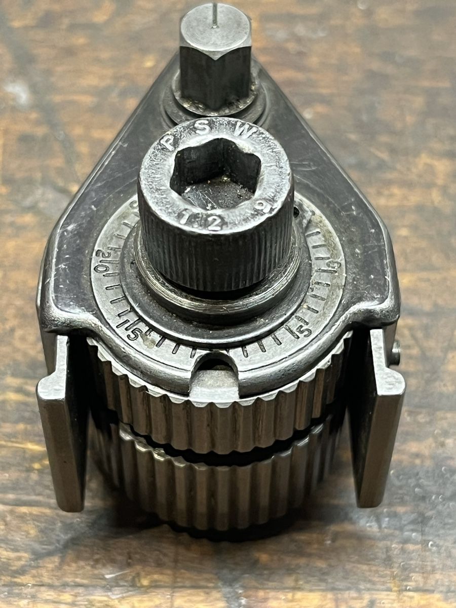 Metall- & Schlosserei Sonstiges: Multifix Aa Halter und 2 Aufnahmen – Gebraucht aus Münchenstein von robit01 2