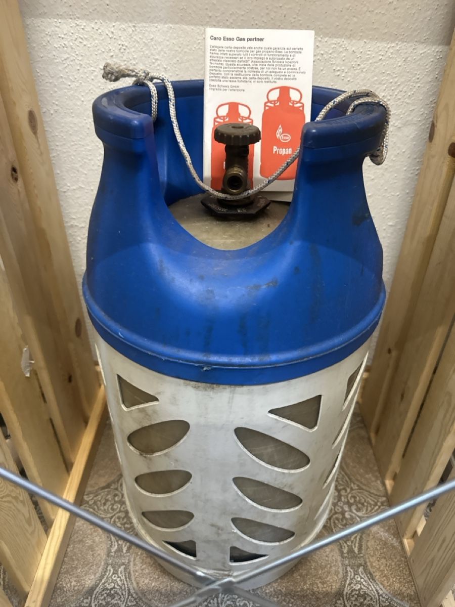 Gas-Geräte & -Technik: Gas bottle Prolight 10 kg  – Gebraucht aus Elsau von MANWITHVAN