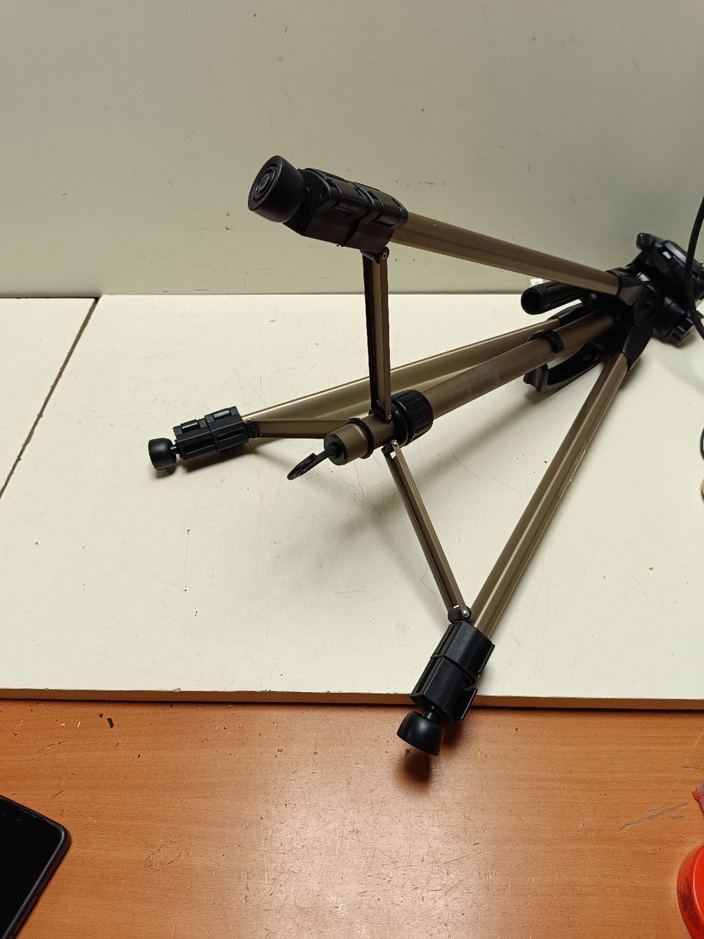 Hama Supporti a parete: Hama Stativ, Modell Star 63 -(em279) – Usato da Künten venduto da Schnaepplihuus 6