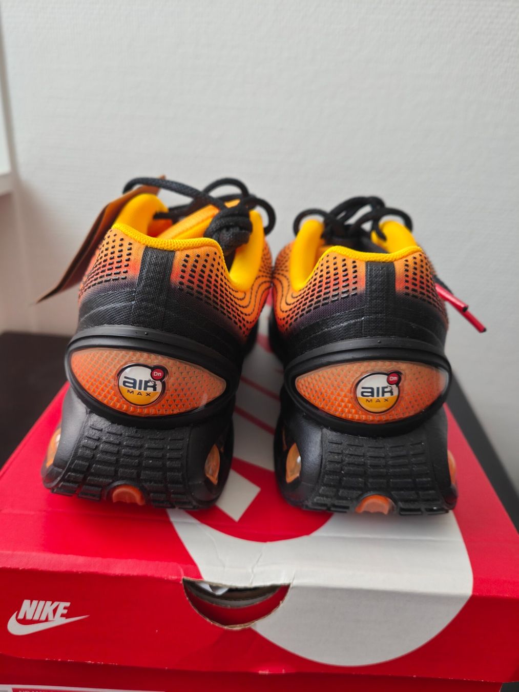 Nike Scarpe da uomo: Nike air Max DN SE – Nuovo e nell'imballaggio originale da Fleurier venduto da dav_xx8y 4