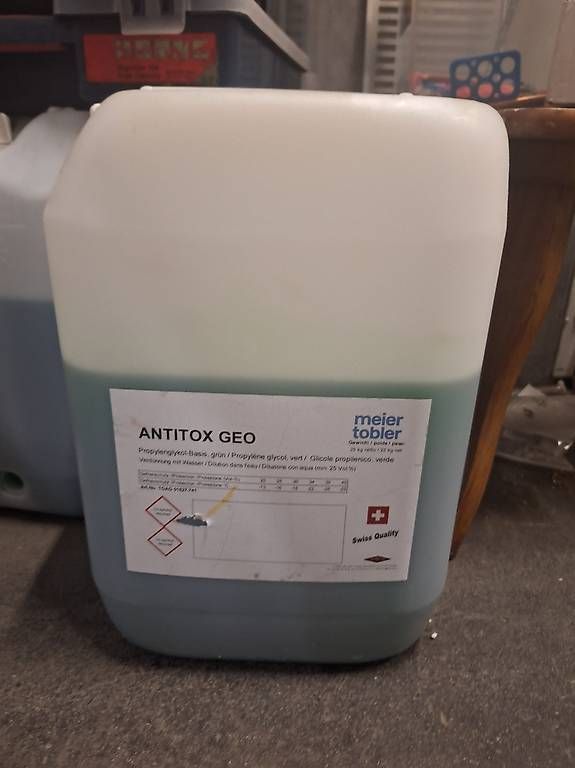 Dischi in vinile: Frostschutz L Propylenglykohl Basis – Usato da Urdorf venduto da LKUUrdorf 2