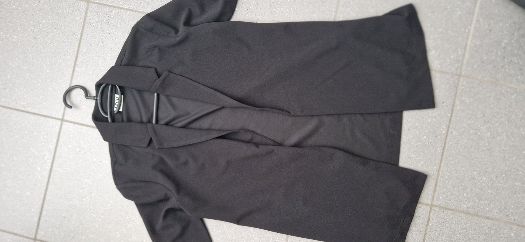 Only Giacche: Only Blazer schwarz - Gr. XS - neu – Nuovo (secondo la descrizione) da Kollbrunn venduto da Bobibau 3