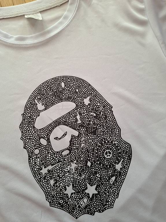 T-Shirts: Bape T-shirt (S) – Gebraucht aus Wetzikon ZH von cet_6fbf 1