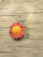 Porte-clés fleur en crochet avec perles fait main