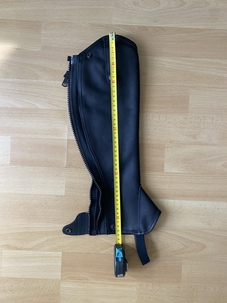 Chaussures femmes: Schwarze Leder Mini-Chaps Rectilinge Paris – Neuf avec emballage d'origine à Zürich par flocw12 2