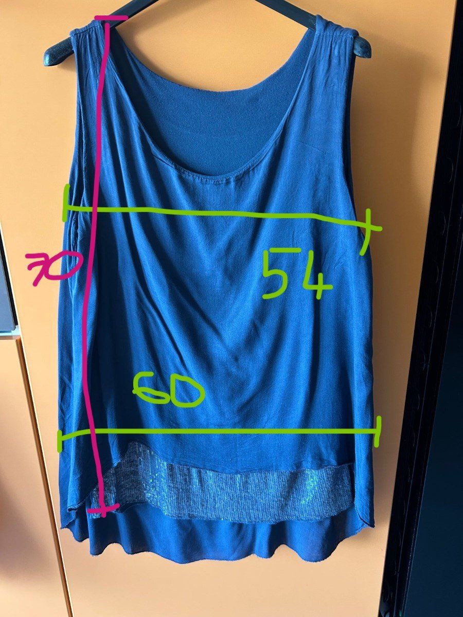 Top: Top élégant blue avec des paillettes gr. M – Nuovo (secondo la descrizione) da Arbedo venduto da nadia1973 4