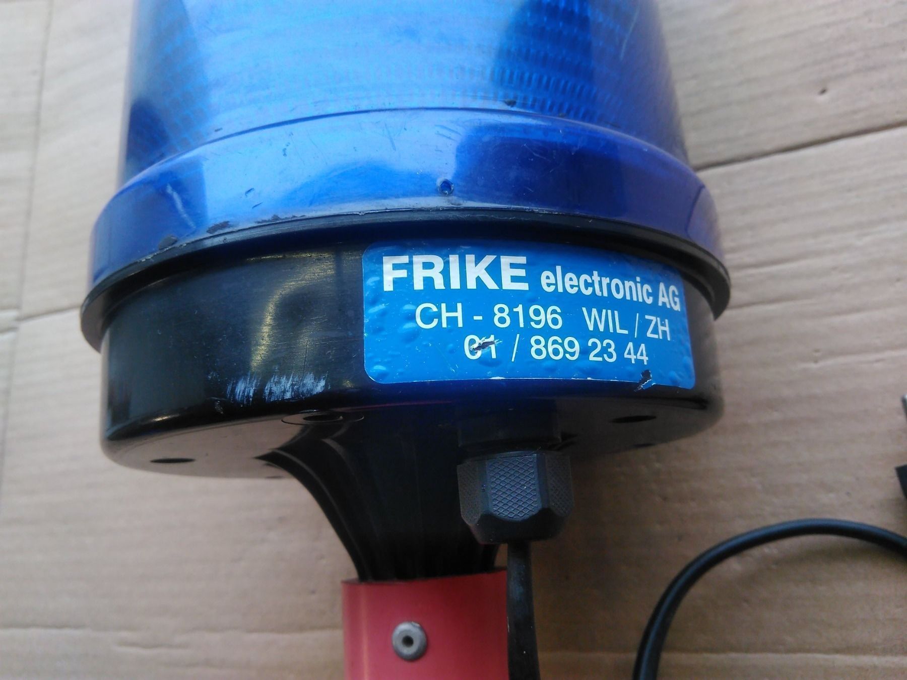 Lampade: Positions- Kranleuchte Blau 220 Volt – Usato da Zihlschlacht venduto da Kreis68 1