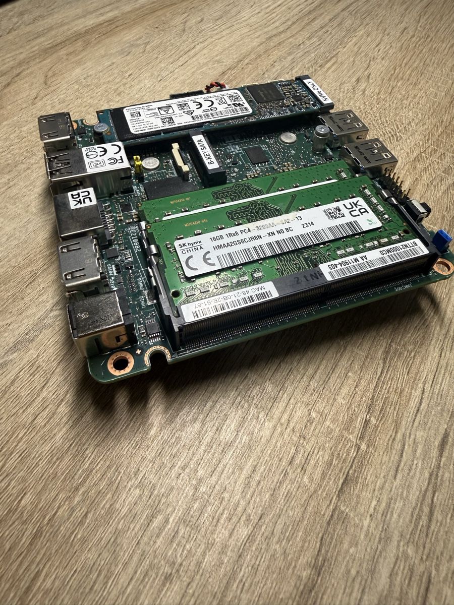 Intel PCs: Intel NUC 11TNBI5 – Gebraucht aus La Chaux-de-Fonds von din_6xw9