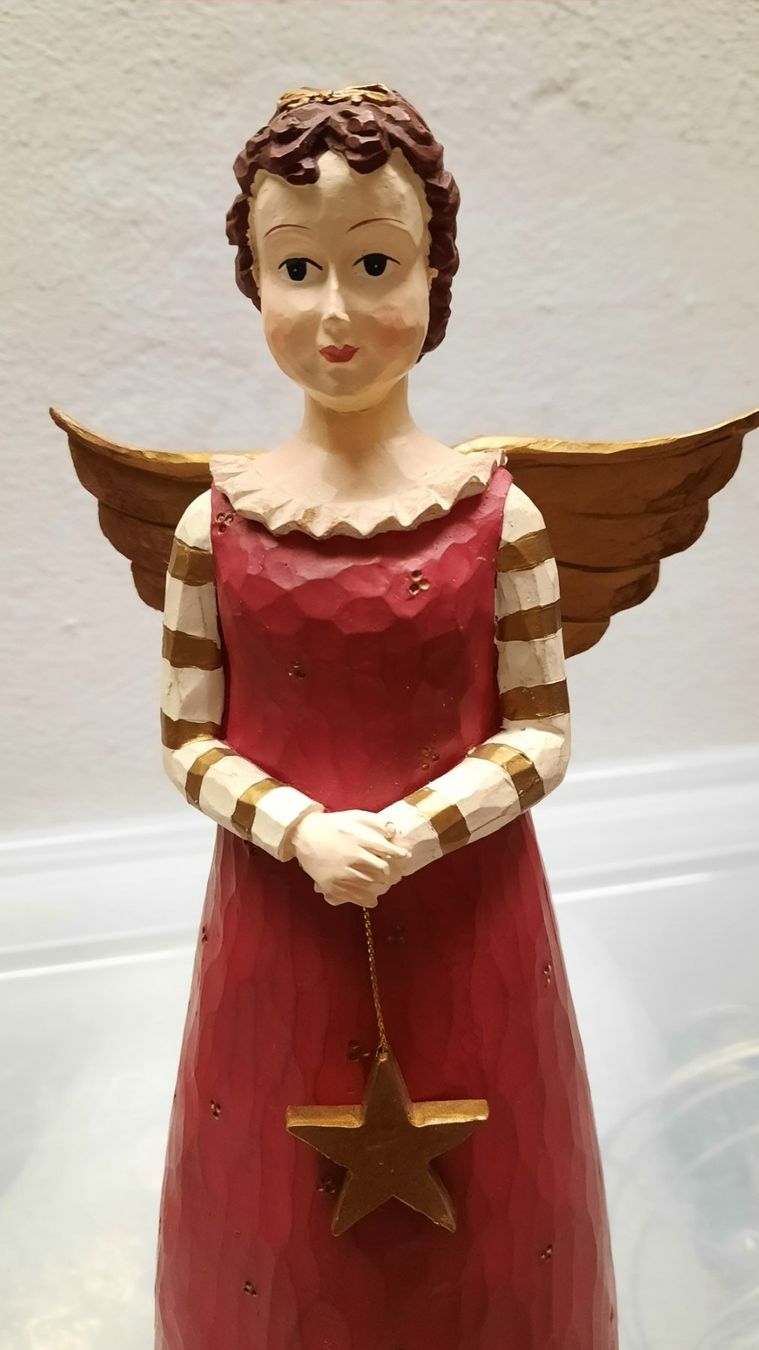 Statuette: Grosser, roter Engel (Stehfigur) – Usato da Neftenbach venduto da DanielaS01020304 1