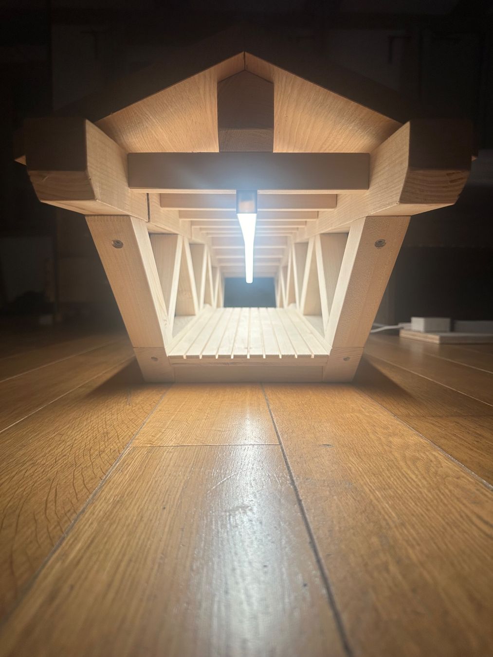 Modellbausätze & Standmodelle: Beleuchtetes Holzbrückenmodell – Gebraucht aus Hägendorf von Lab123 2