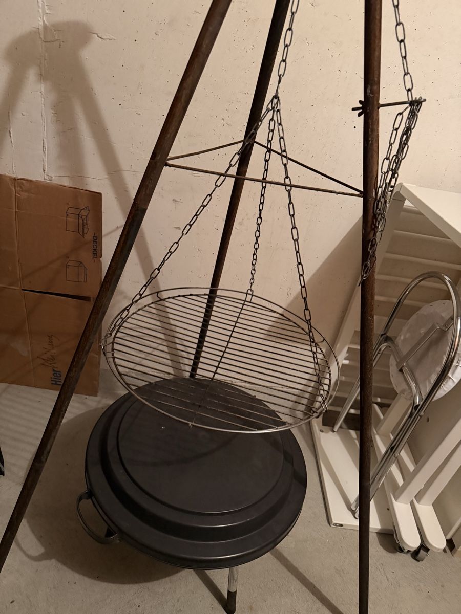 Grills: Grill tripod grill grate used – Gebraucht aus Zürich von mhm_6rhw 1
