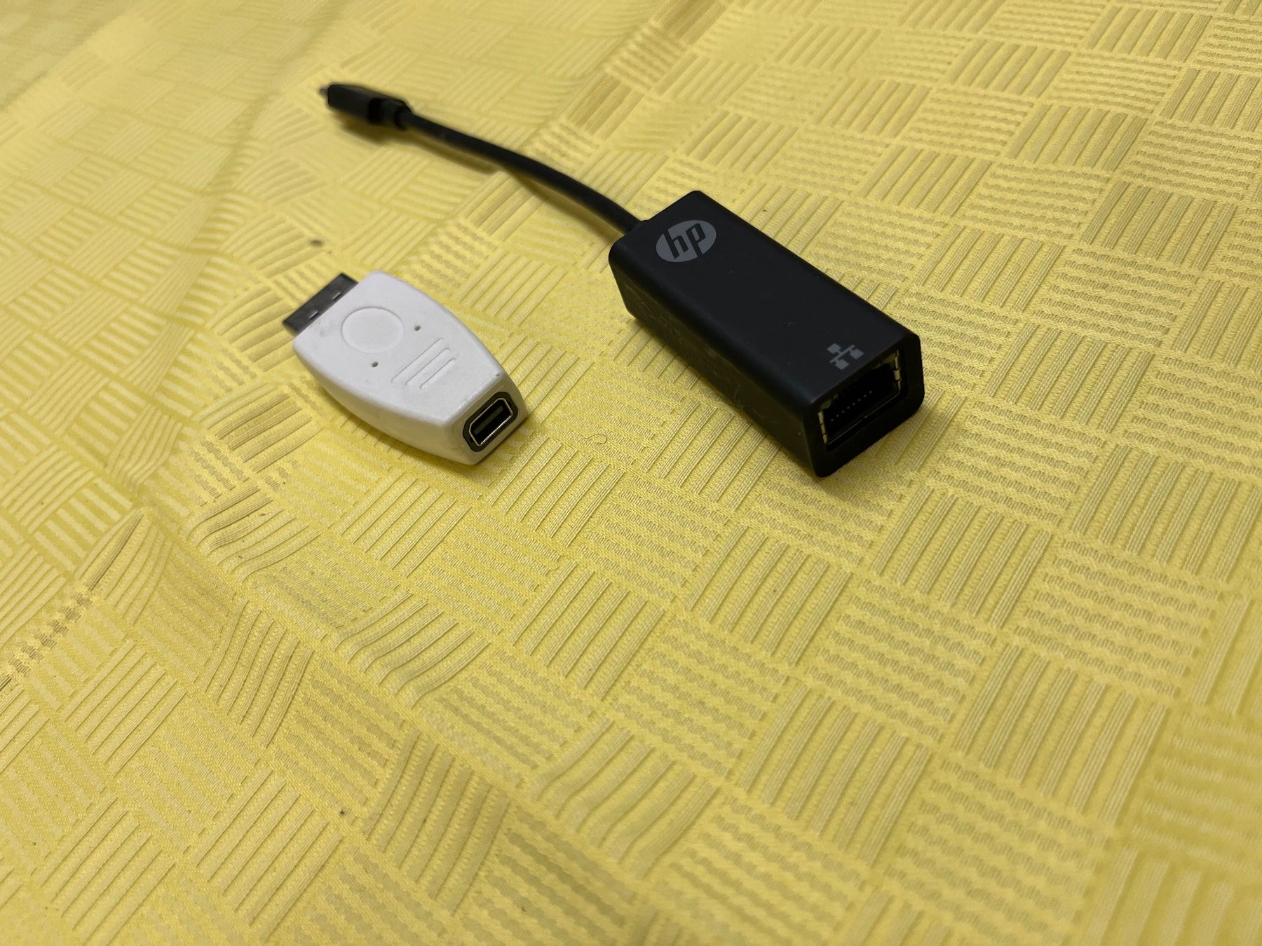 Laufwerke & Adapter: Diverse PC Laptop Adapter – Gebraucht aus Adliswil von Sphinx 4