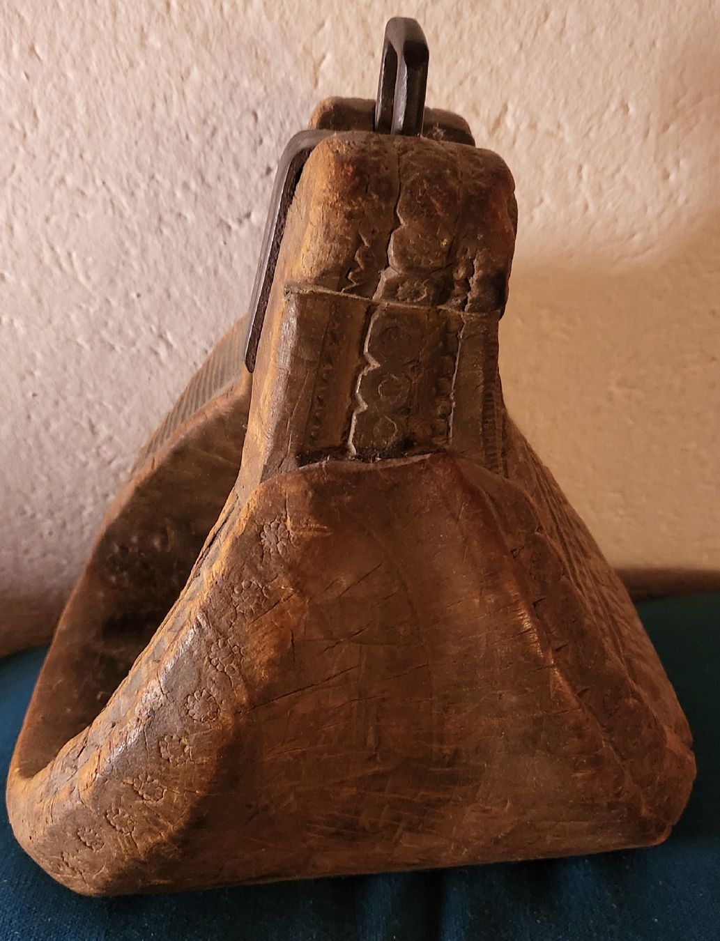 Selle & Accessori: Handgeschnitzter Steigbügel – Usato da Ebmatingen venduto da LaPassiflora 2