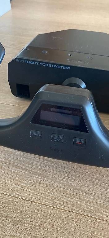 Controller: Saitex pro Flight yoke System – Usato da Wohlen AG venduto da Zuekunft 1