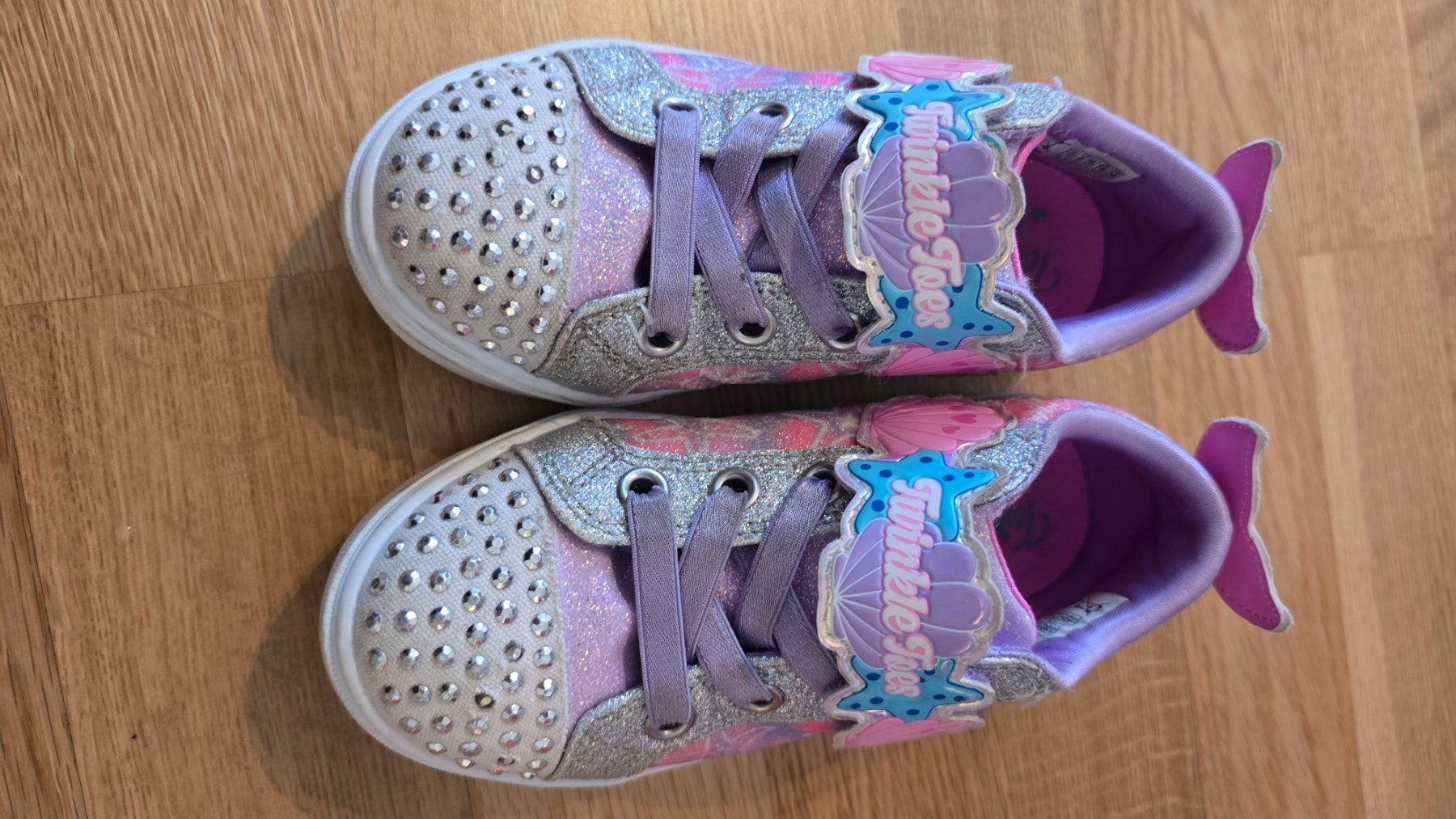 Skechers Scarpe per ragazze: Skechers gr.26 – Usato da Zürich venduto da Simfa 1