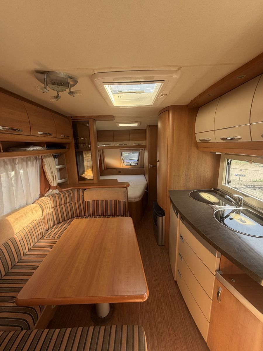 Hobby Camping Fahrzeuge: Hobby Excellent 560 Kmfe Wohnwagen – Gebraucht aus Ried-Brig von inf_k7jw 9