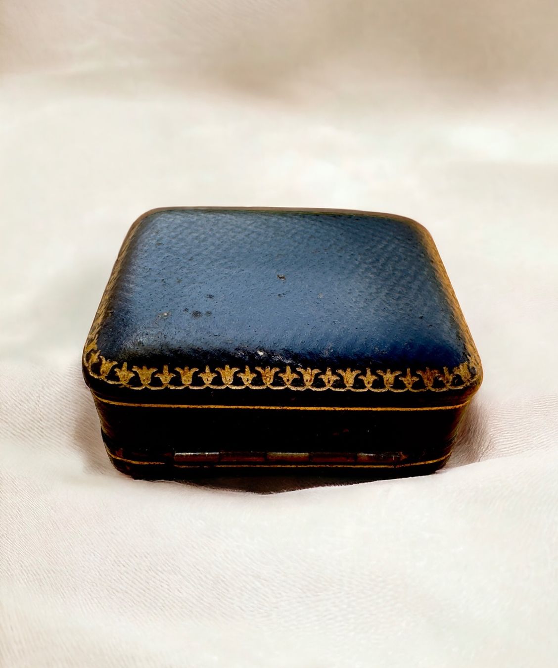 Schmuckkästen: Black Earrings Box- Ohrring Etui antik – Gebraucht aus Embrach von estzeh1 5
