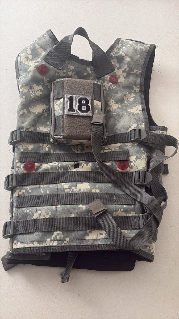 Uniformi: Tactical Weste / Paintball Weste – Usato da Wangen b. Olten venduto da Hba2 1