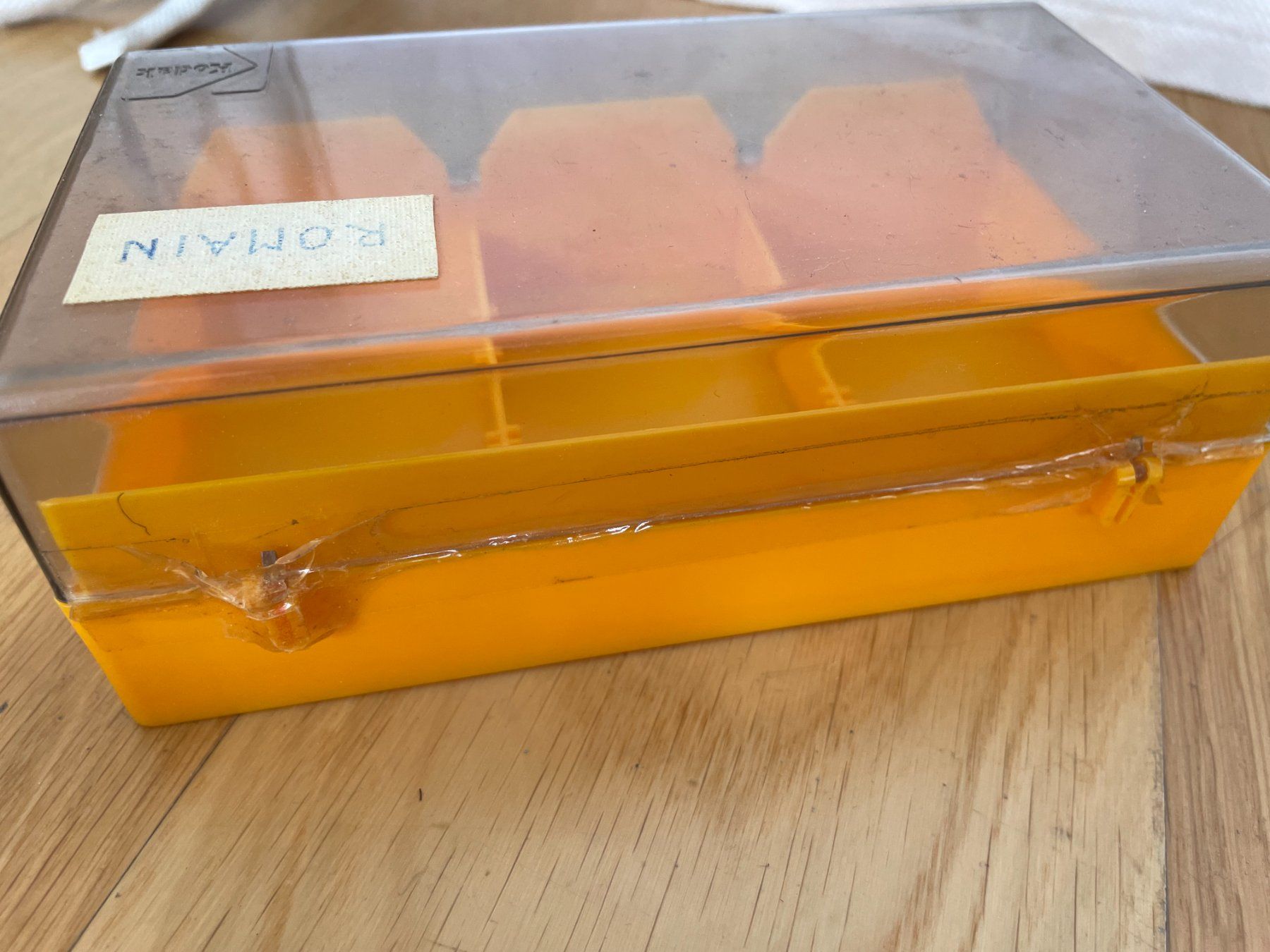 Foto & Immagini: Lot de boîtes de diapositives vides – Usato da Petit Lancy venduto da gil_hr6v 5