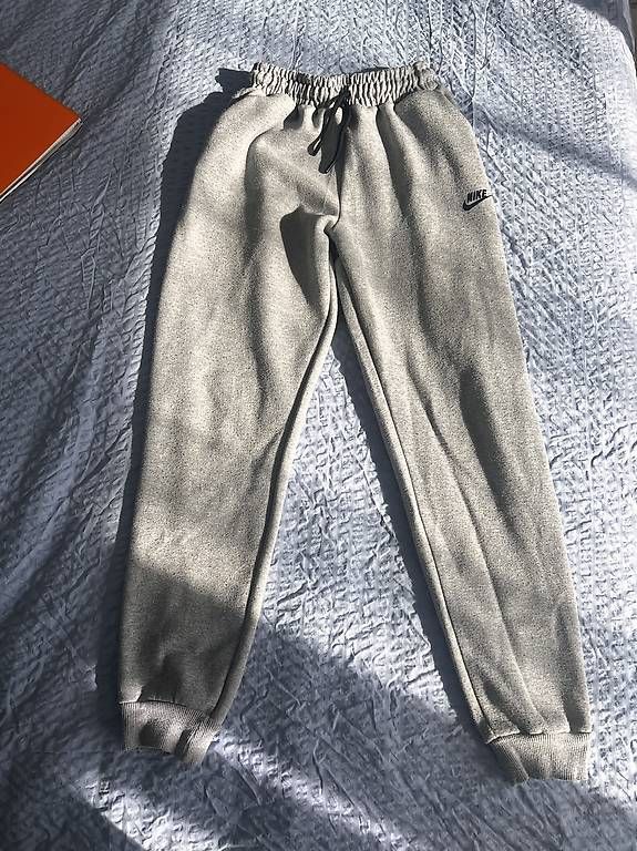 Pantalons: Nike Jogginghosen – D'occasion à Zürich par ej_01