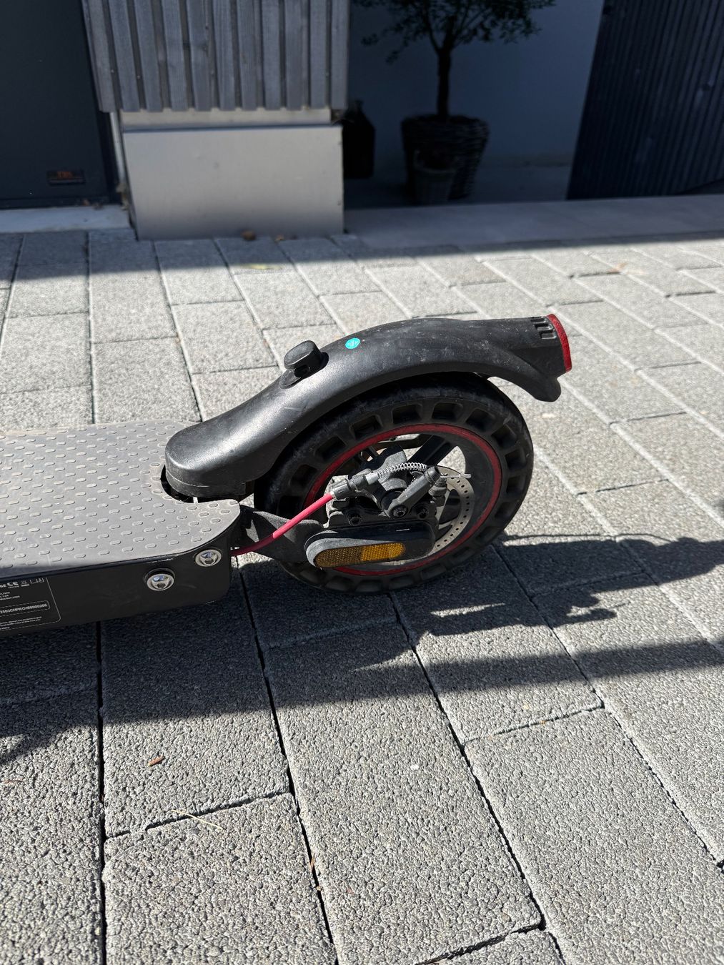 Scooter: E-Scooter E2S V2 Pro Long Range ab CHF 1.-- !!! – Usato da Bachenbülach venduto da ricricric 4