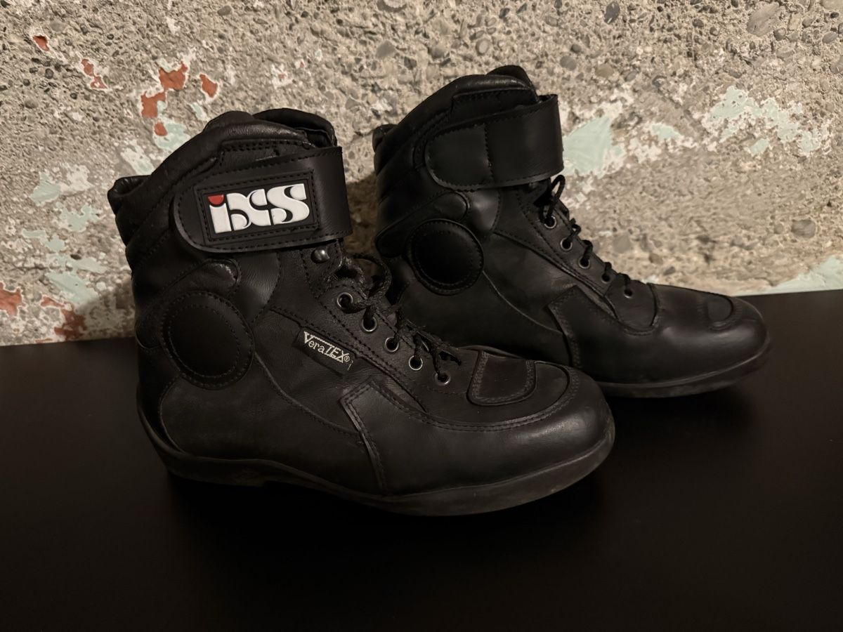 IXS Damenschuhe: IXS Damen Töffschuhe – Gebraucht aus Lyss von Sa84