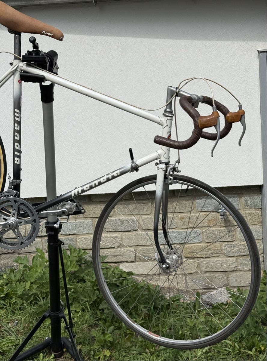 Mondia Vélos: Mondia Rennrad – D'occasion à Davos Platz par Forumraida 2