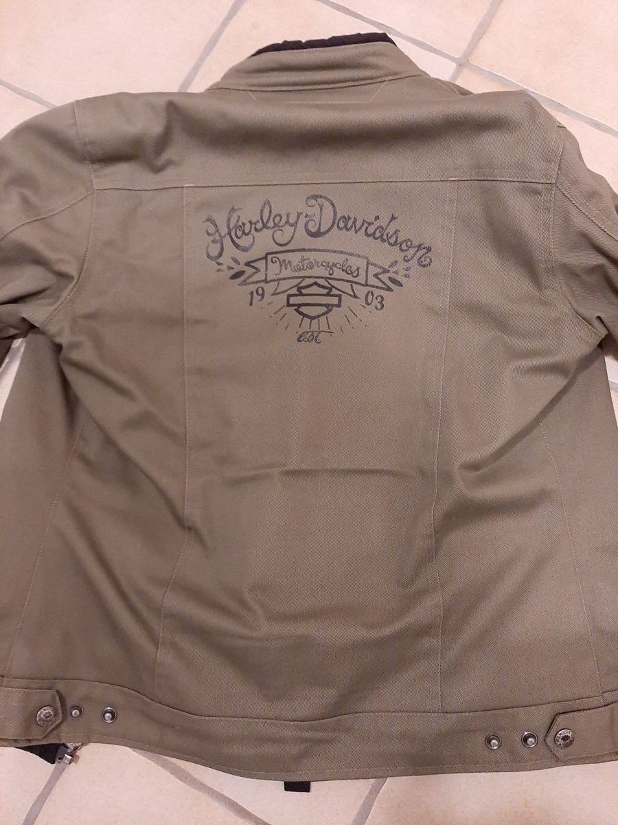 Harley-Davidson Jacken: Harley Davidson Damenjacke – Gebraucht aus Gunzgen von topi57