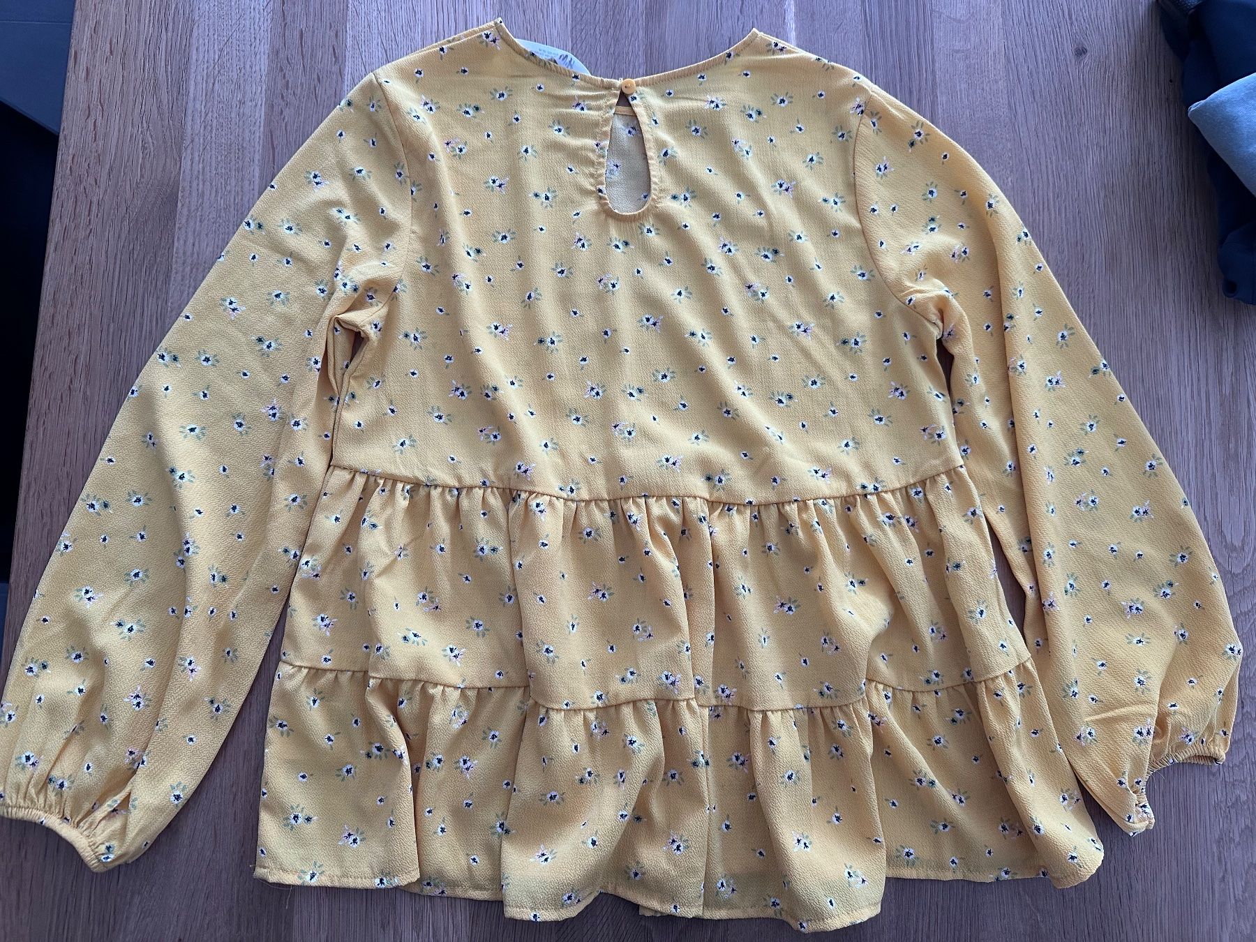 H&M Camicette, T-shirt & Top: Bluse, Mädchen, von H&M, Gr. 152, gelb – Usato da Krauchthal venduto da swisscheese 1