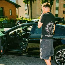Profile image of Miha_buying