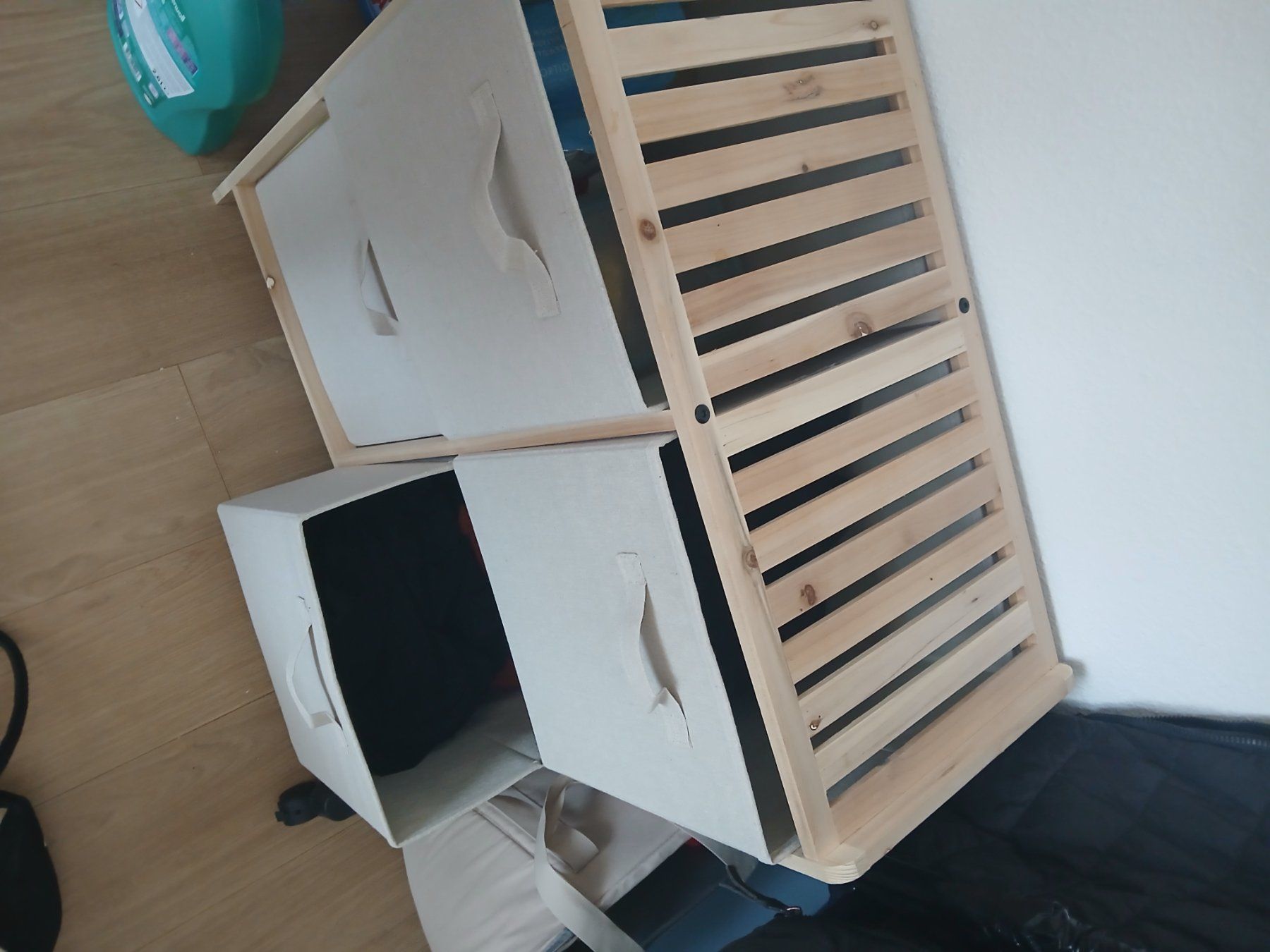 Scaffali: Holzregal mit 4 Stoffboxen gute Zustand – Usato da St. Antoni venduto da rob_ct5j 4