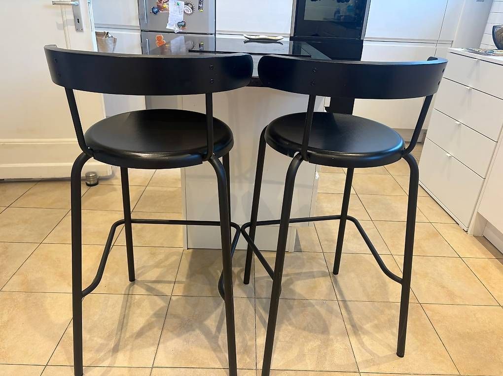 Sgabelli: IKEA Bar Stools  – Usato da Genève venduto da dcl_7j5w 2