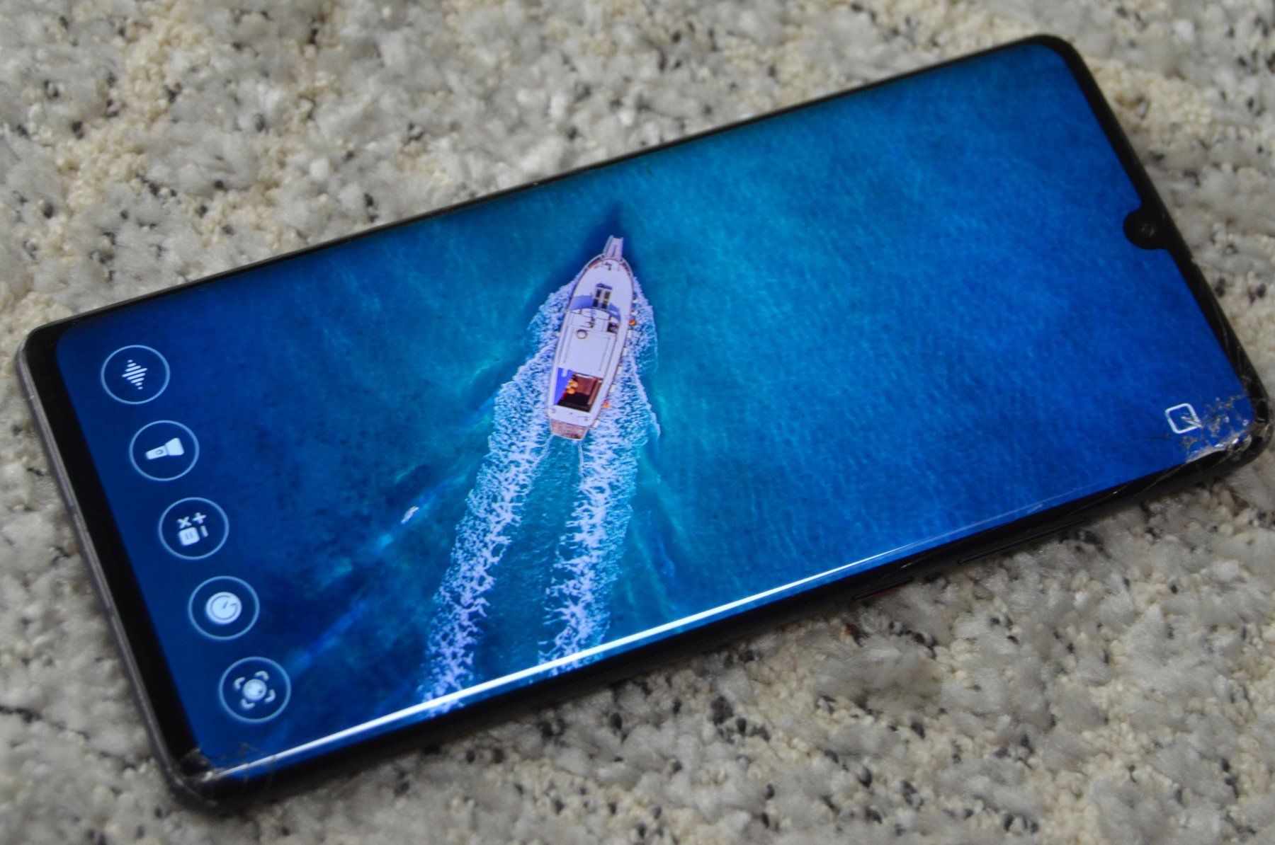 Huawei Telefoni cellulari / Smartphones: Huawei P30 Pro  VOG-L29 128Gb – Usato da Collonges venduto da arashee