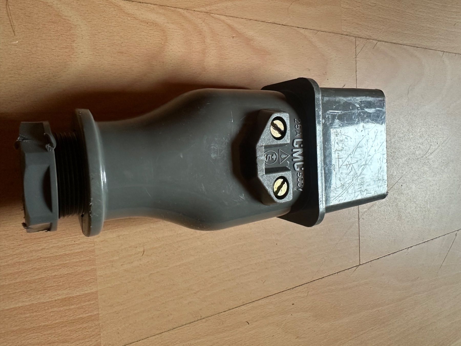 Spine: J 25/4 Polig Stecker CMC – Usato da Huttwil venduto da Bolpa