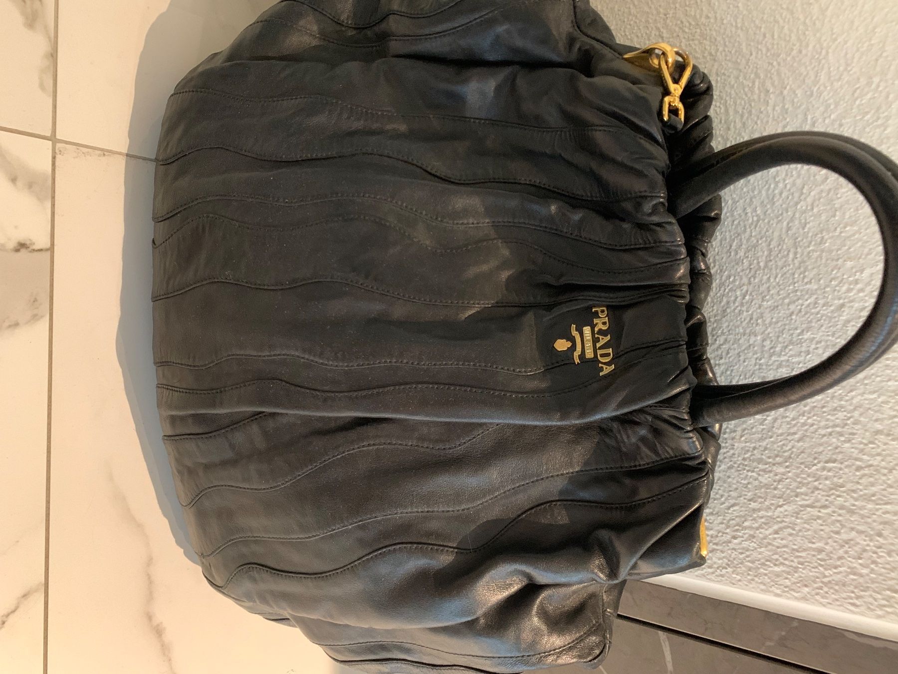 Prada Taschen für Damen: Tasche Prada – Gebraucht aus Lengnau von Zhanna110267 1