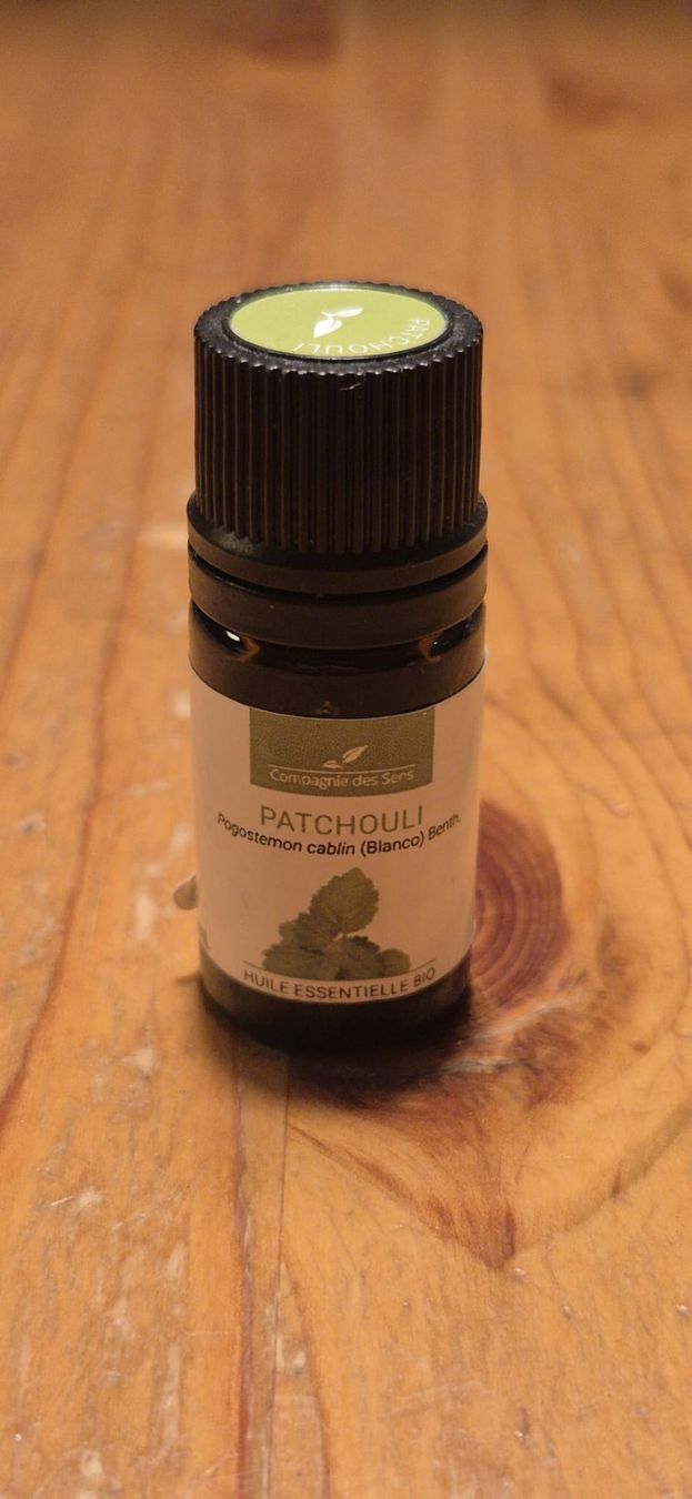 Oli essenziali: Ätherisches Öl (Patchouli) 3ml – Usato da Münsingen venduto da maruzo