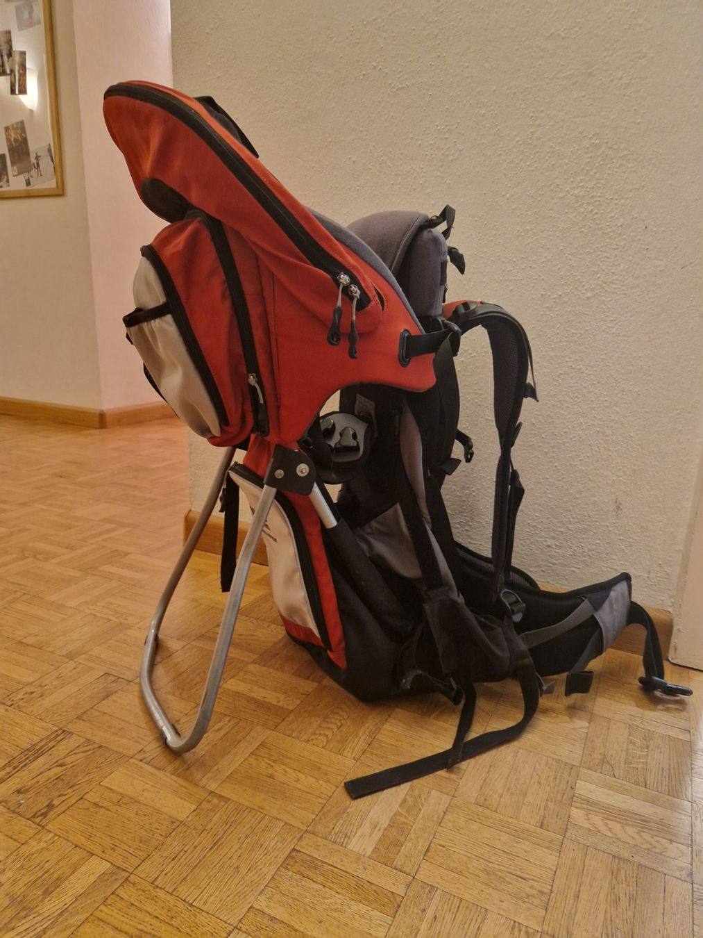 Jack Wolfskin Bauch- & Rückentragen: Jack Wolfskin Kindertrage Kraxe – Gebraucht aus Oberwald von Dstutz1