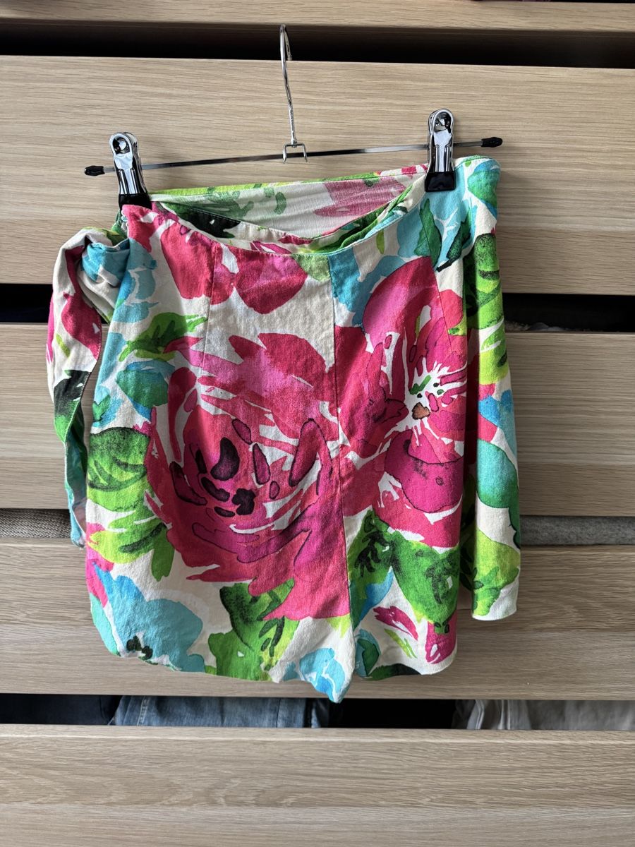 Zara Pantaloni: Zara Linen blend shorts XS – Usato da Zürich venduto da Lovelyperfumes 3