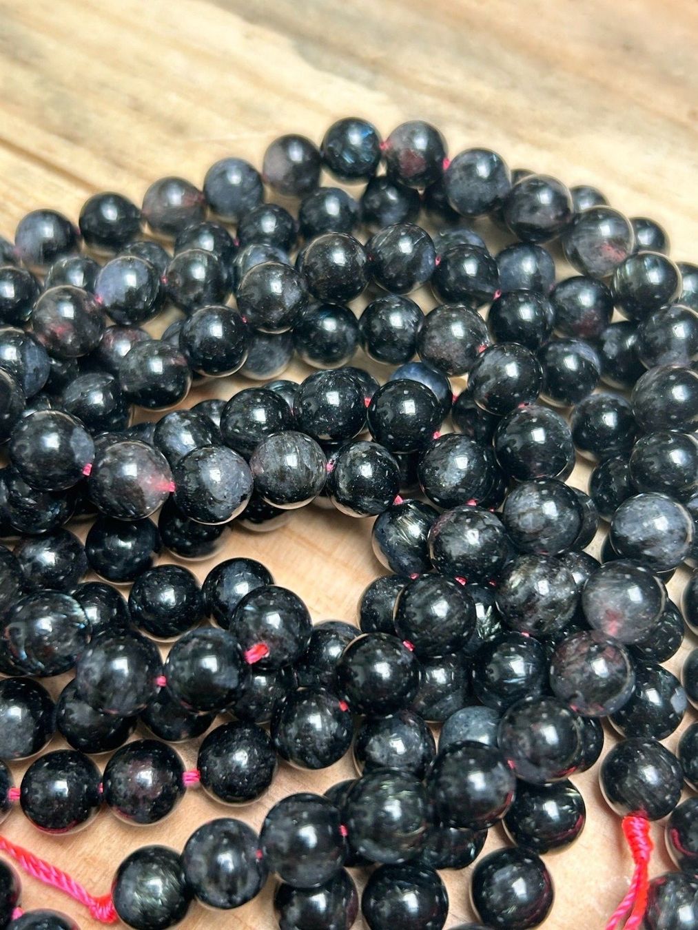 Minerali & Pietre curative: Strang echte Astrophyllite Kugeln / stone beads 8 mm – Nuovo (secondo la descrizione) da Niederrohrdorf venduto da Ytobi