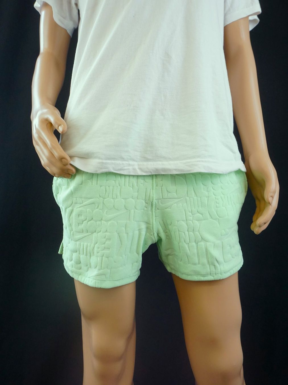 Nike Pantaloni: Nike Shorts Gr. XS – Nuovo (secondo la descrizione) da Pratteln venduto da Restwert_Pratteln