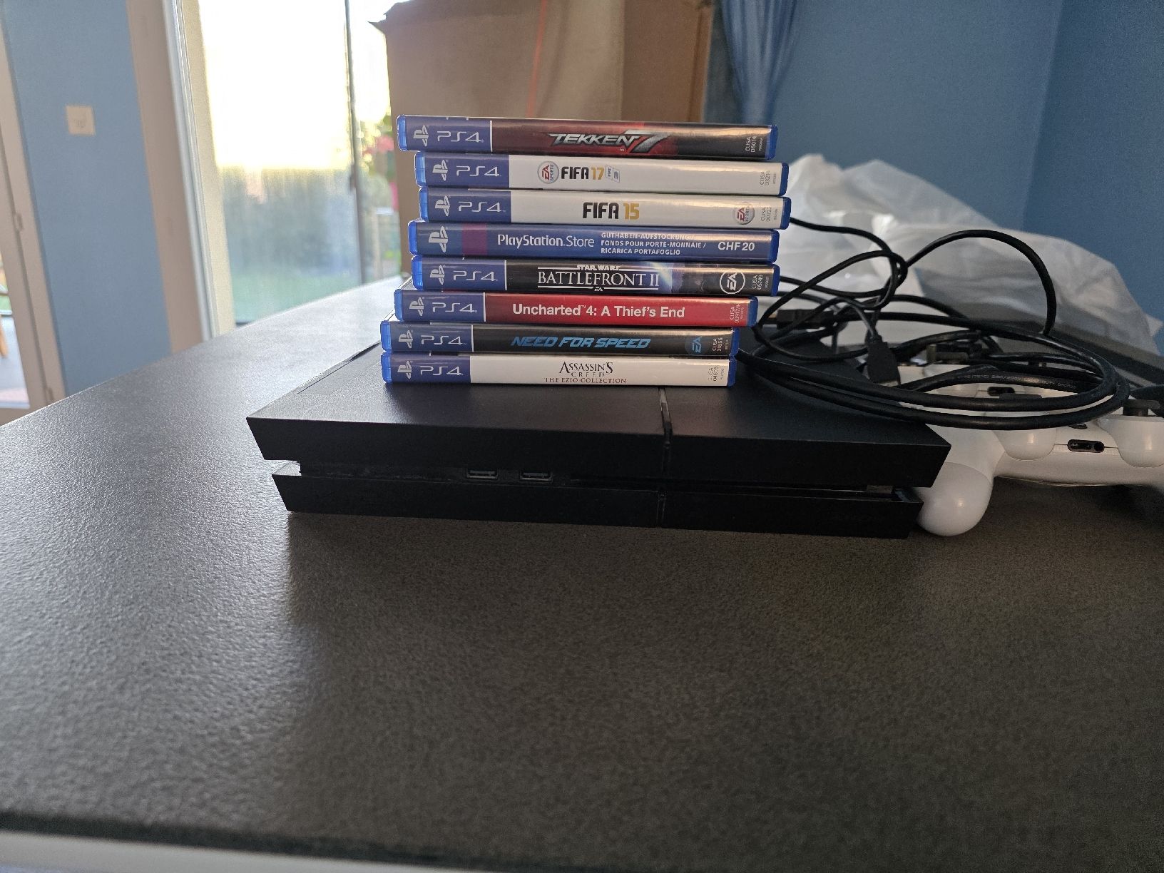 Sony Console: PlayStation 4 Slim 500GB mit 3 Controller & 7 Games! – Usato da Hasle b. Burgdorf venduto da Ranjan08