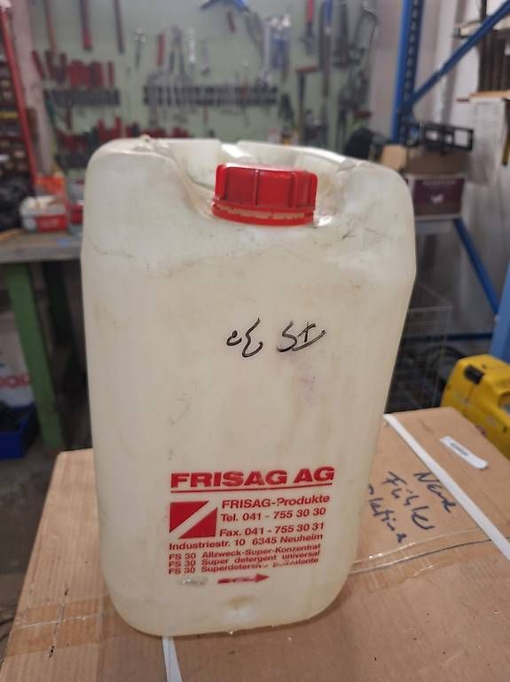 Reinigungsmittel Allzweck Super Konzentrat FS30 (Gebraucht) in Urdorf ...