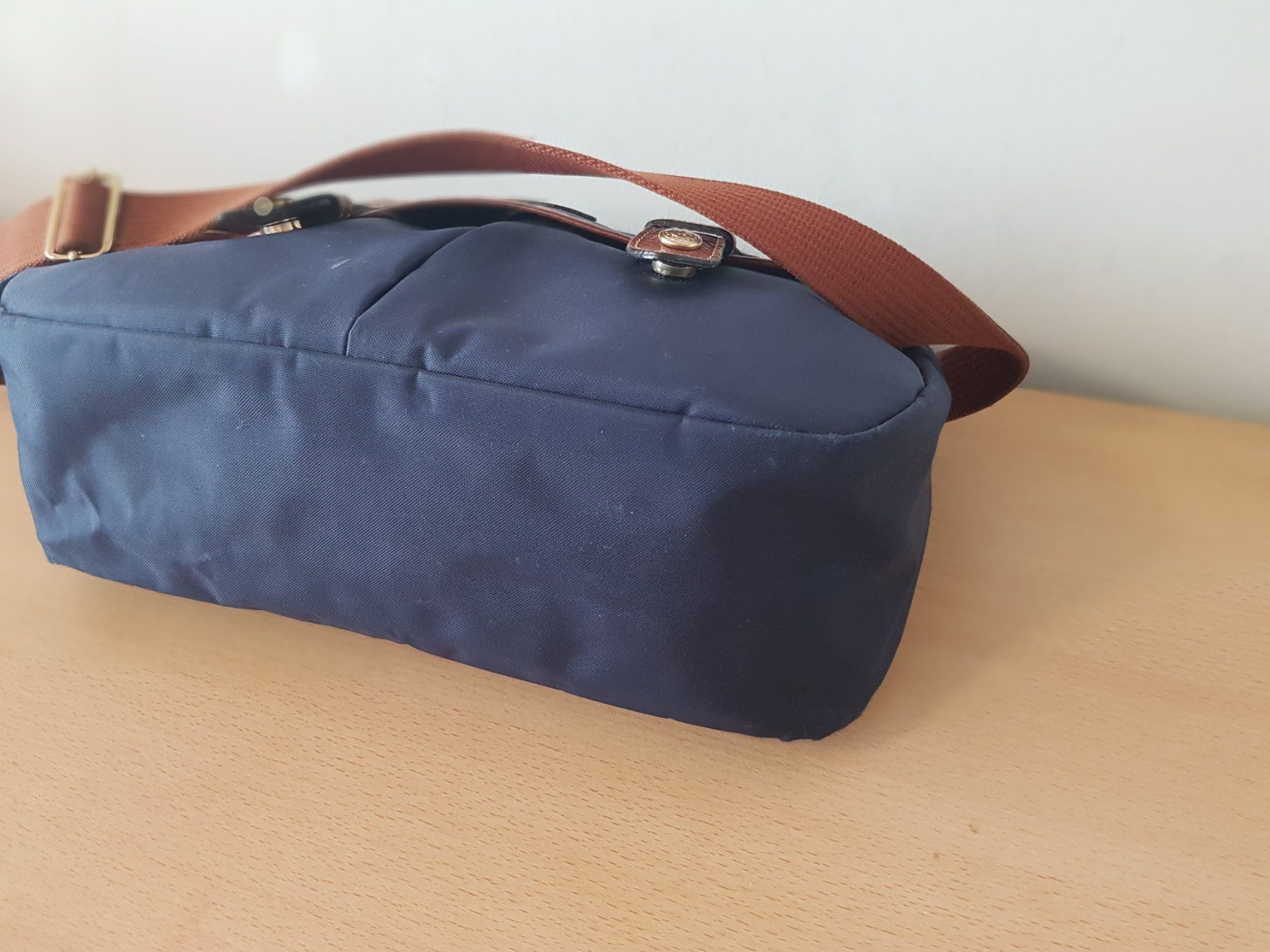 Longchamp Borse da donna: Longchamp Le Pliage Umhängetasche – Usato da Basel venduto da Birs868 7