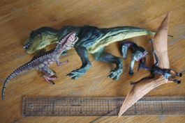 Dinosraurer Xl Set    4Stück      ab 5.-