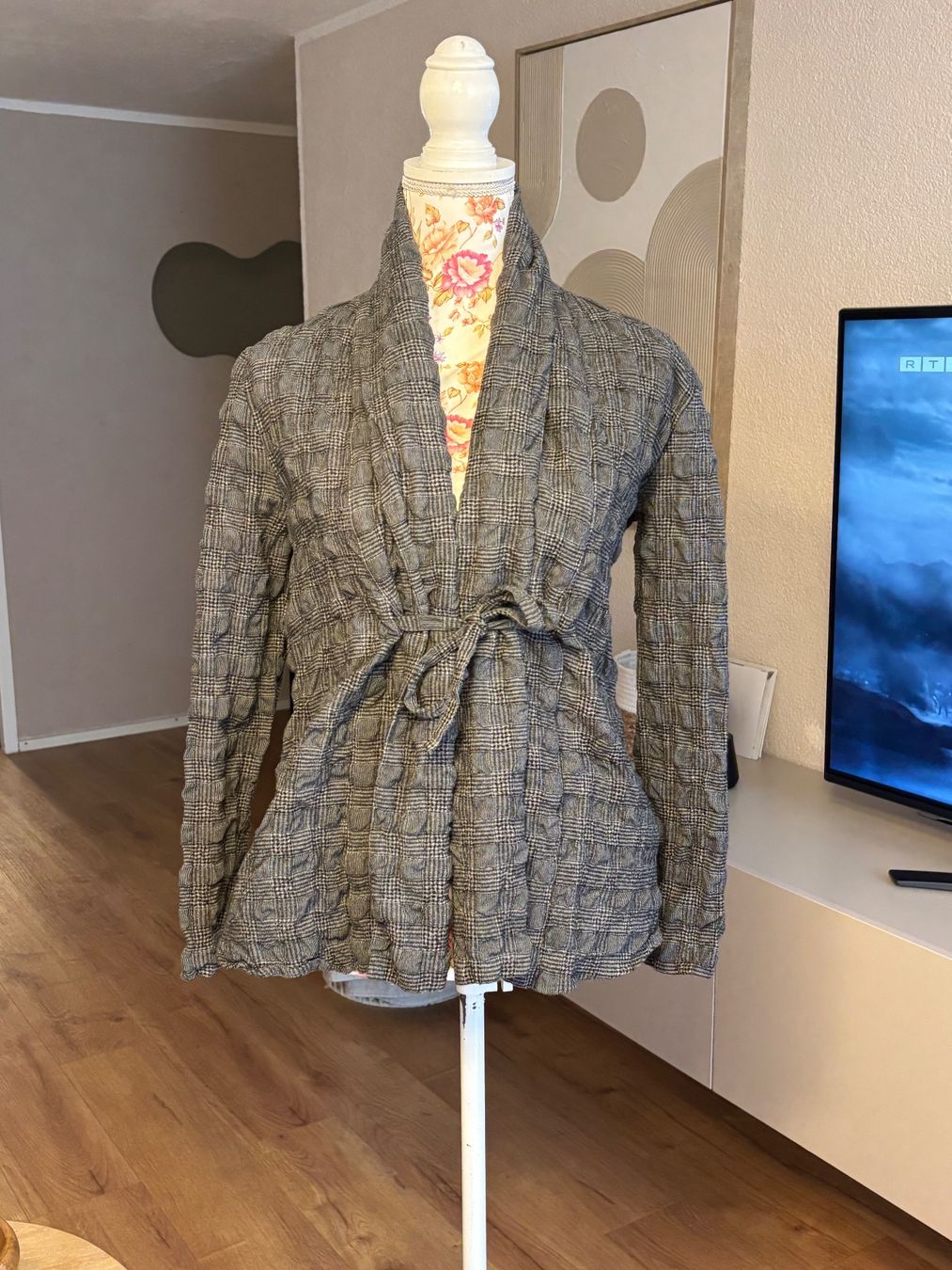 Giacche: Mes Soeurs Et Moi Jacket Lanawolle – Usato da St. Margrethen SG venduto da dijanaO 1