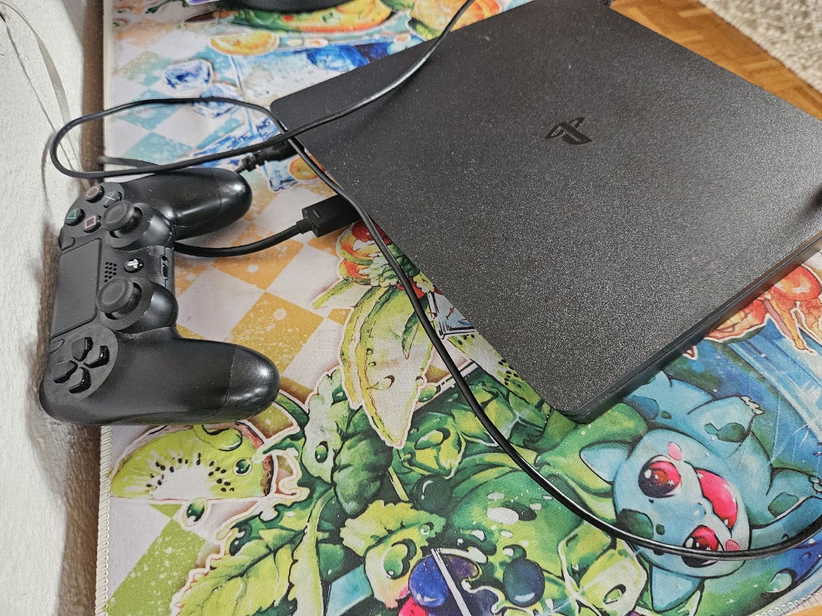 Sony Konsolen: Sony Playstation 4 Slim  – Gebraucht aus Bremgarten AG von van_9pyk