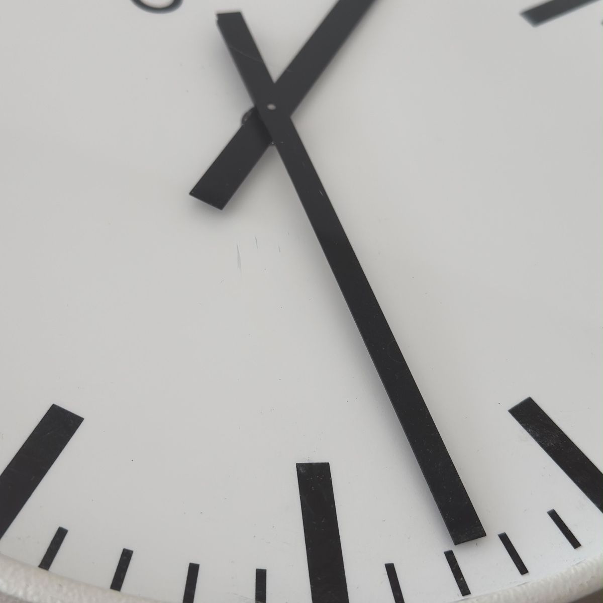 Orologi: MOBATIME Wanduhr  – Usato da Gossau SG venduto da 7R360 4
